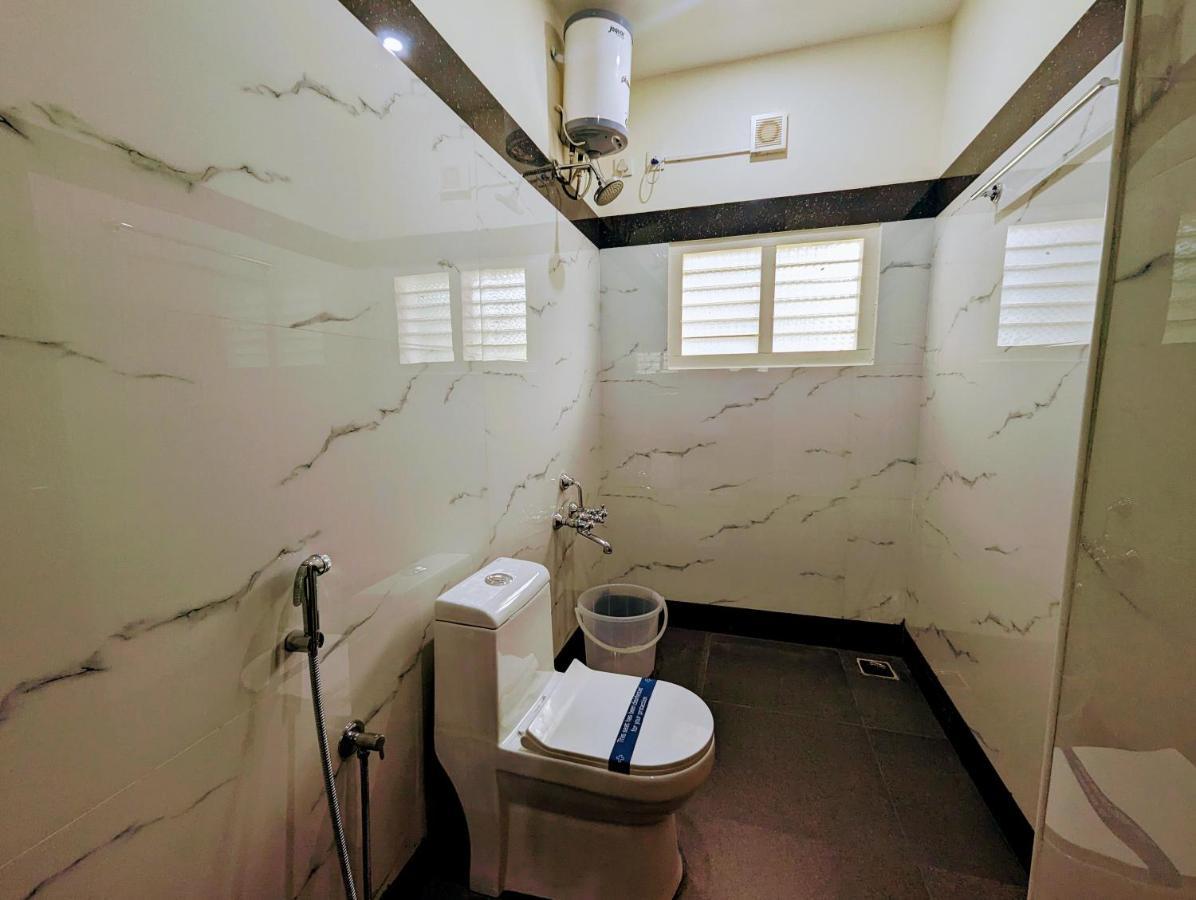 Tpc Camphor Hotel Tiruchirappalli Bagian luar foto