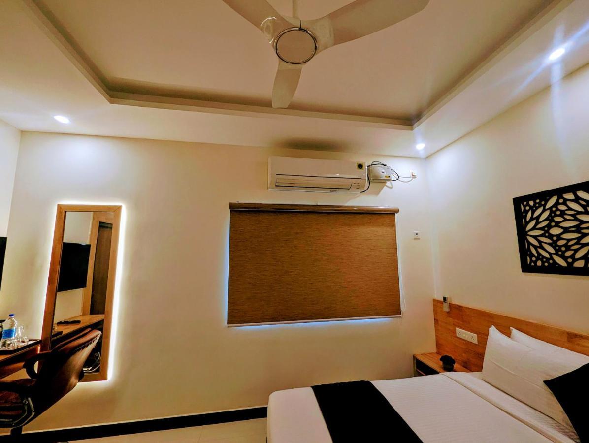 Tpc Camphor Hotel Tiruchirappalli Bagian luar foto