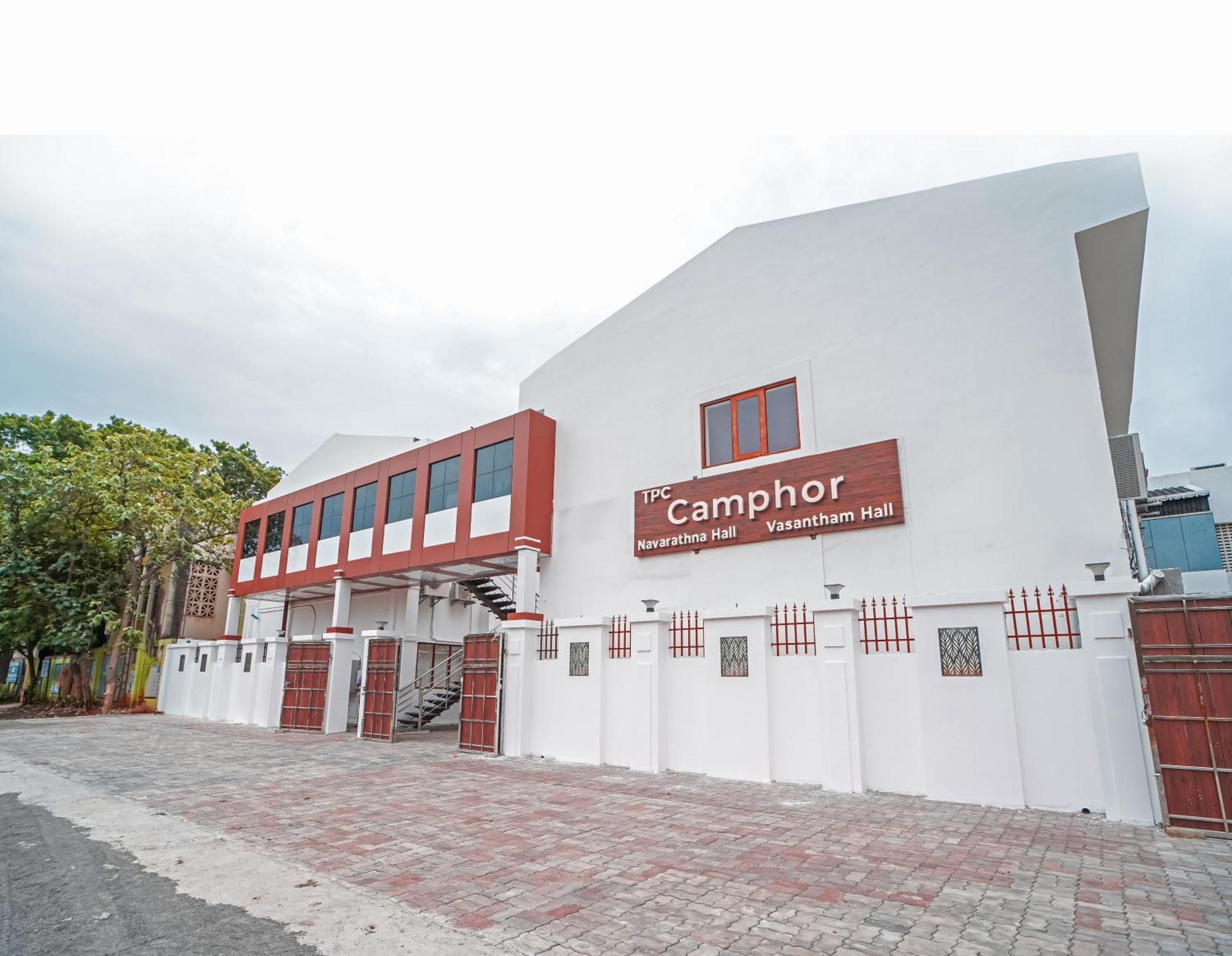 Tpc Camphor Hotel Tiruchirappalli Bagian luar foto
